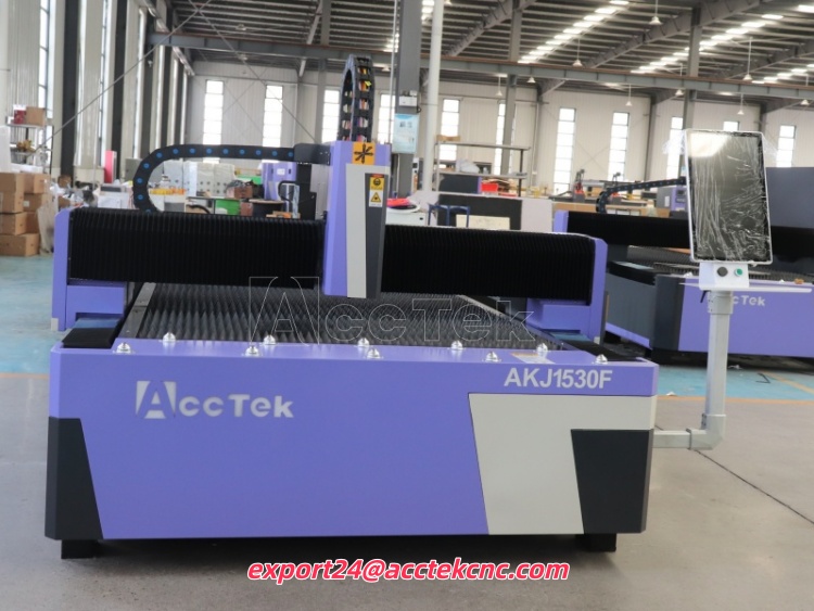 ماكينة قطع بالليزر الصناعية CN - مراجعة Industrial Laser Cutting Machines وسعره