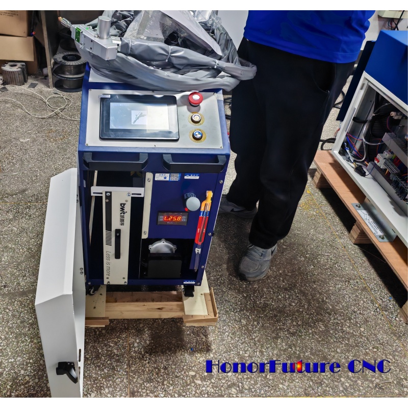 آلة تنظيف بالليزر الصناعية بقو - مراجعة Industrial Laser Cutting Machines وسعره